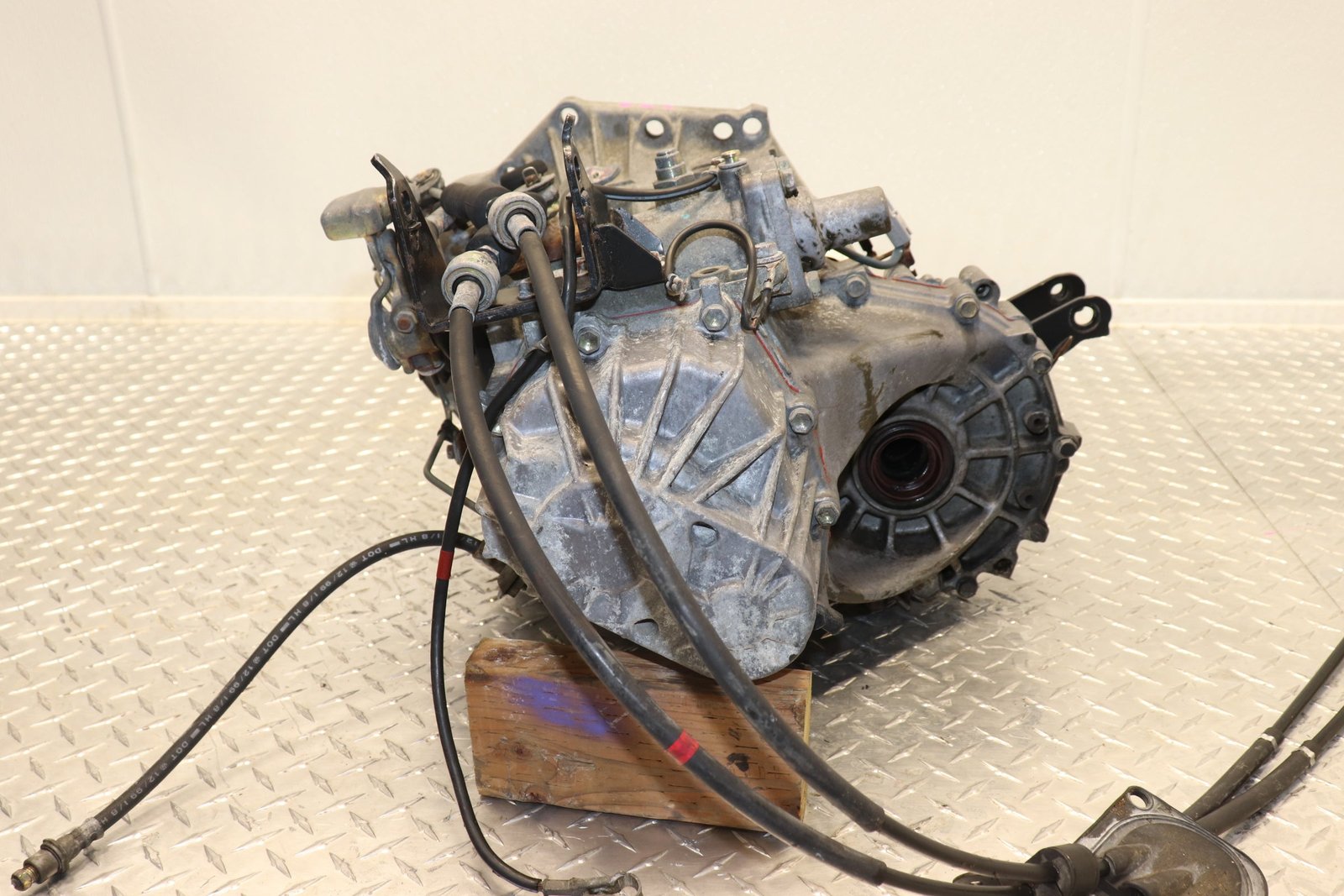 2000-2005 Toyota Celica GT-S 6-Speed Manual JDM Transmission 2ZZ-GE | VVTL-i C60 - Image 5