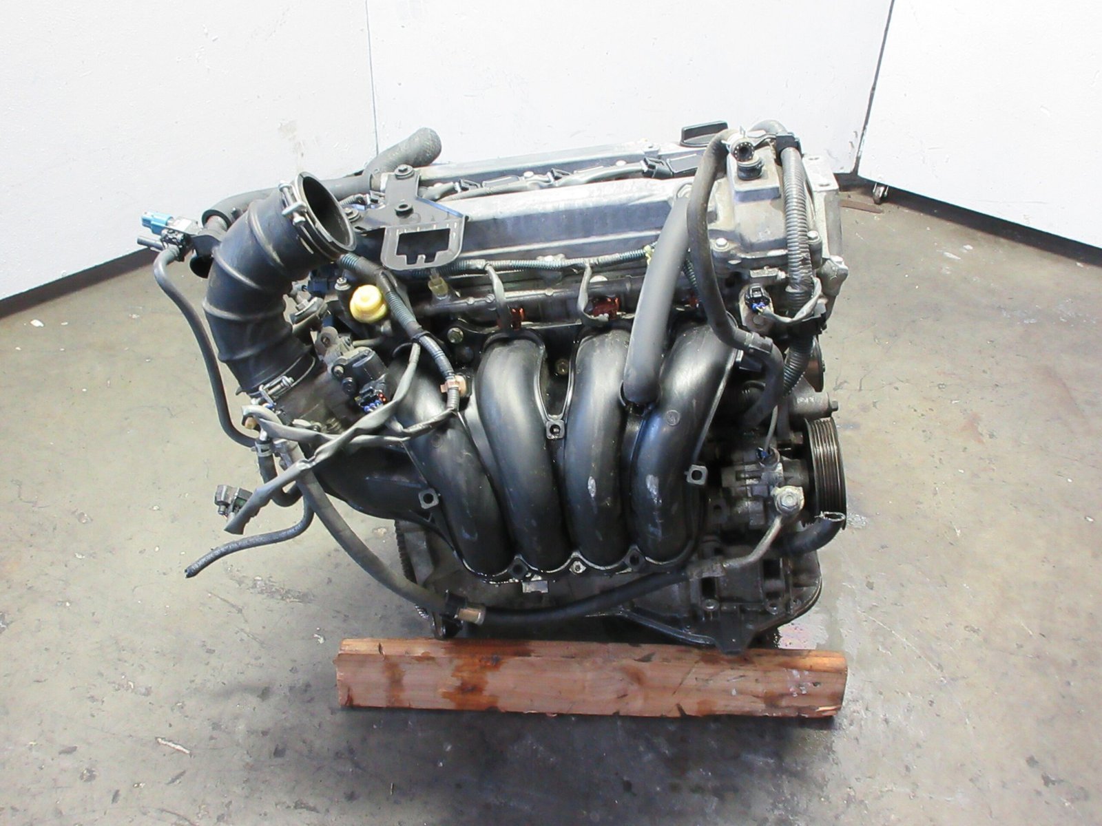 JDM 2002-2005 Toyota Highlander 2AZ 2.4L Engine - Image 13