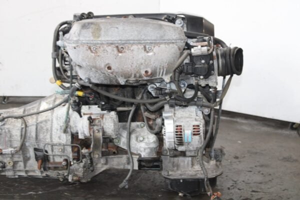 JDM 2002-2005 Toyota Altezza SXE10 3SGE 2.0L Engine Manual Transmission