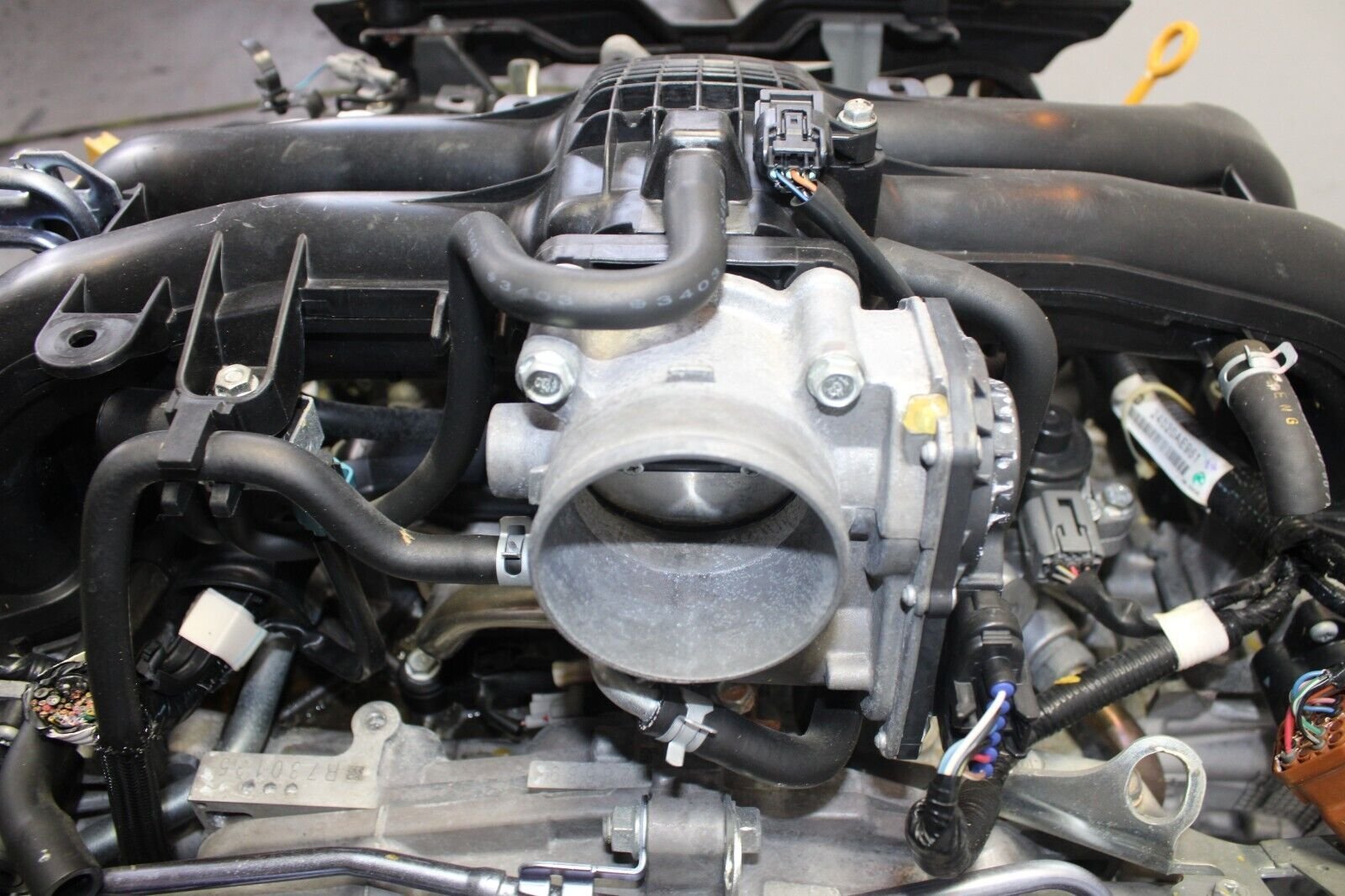 JDM 2013-2017 Subaru Legacy FB25 2.5L Engine - Image 6