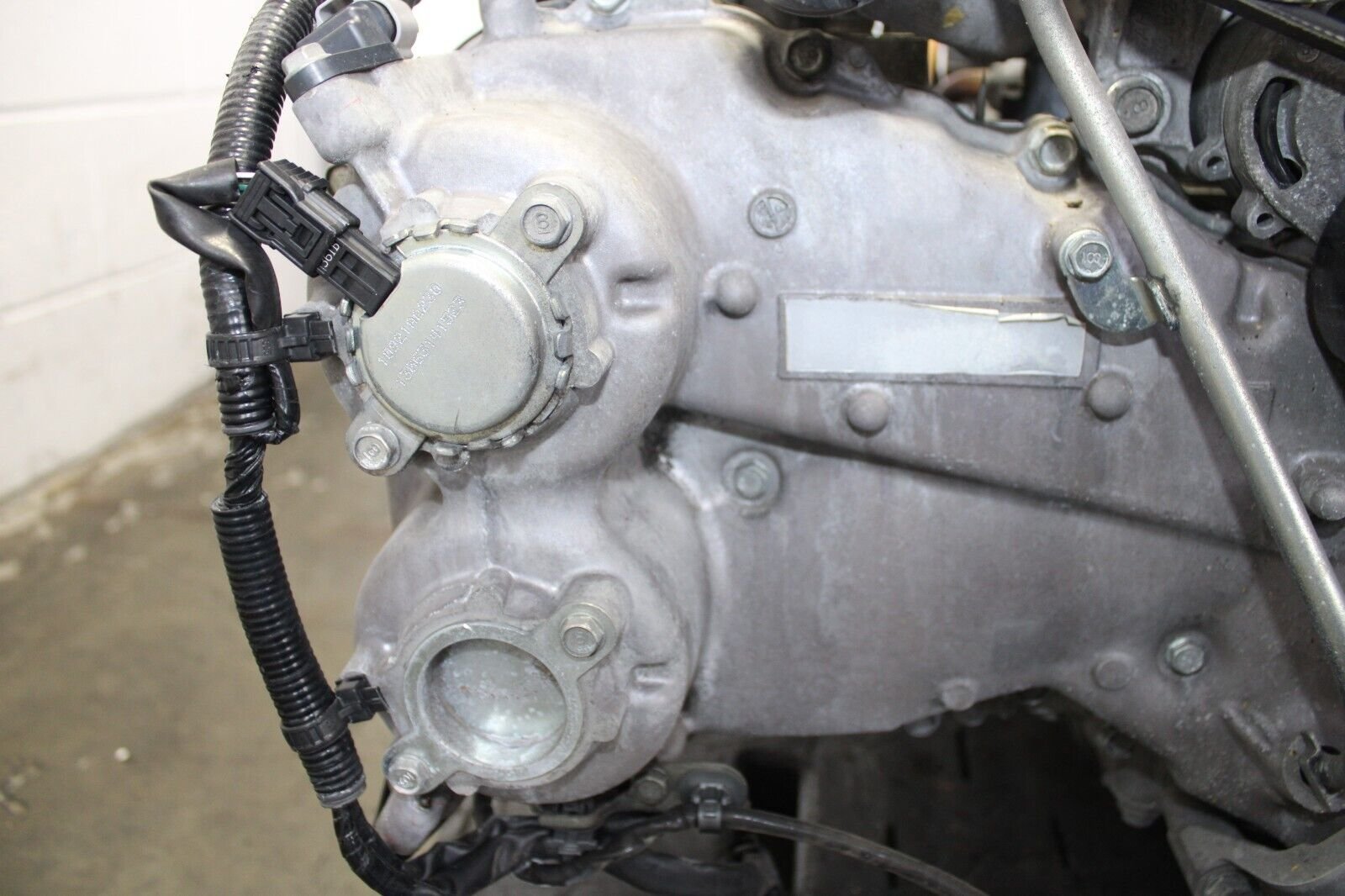 JDM 2013-2017 Subaru Legacy FB25 2.5L Engine - Image 11
