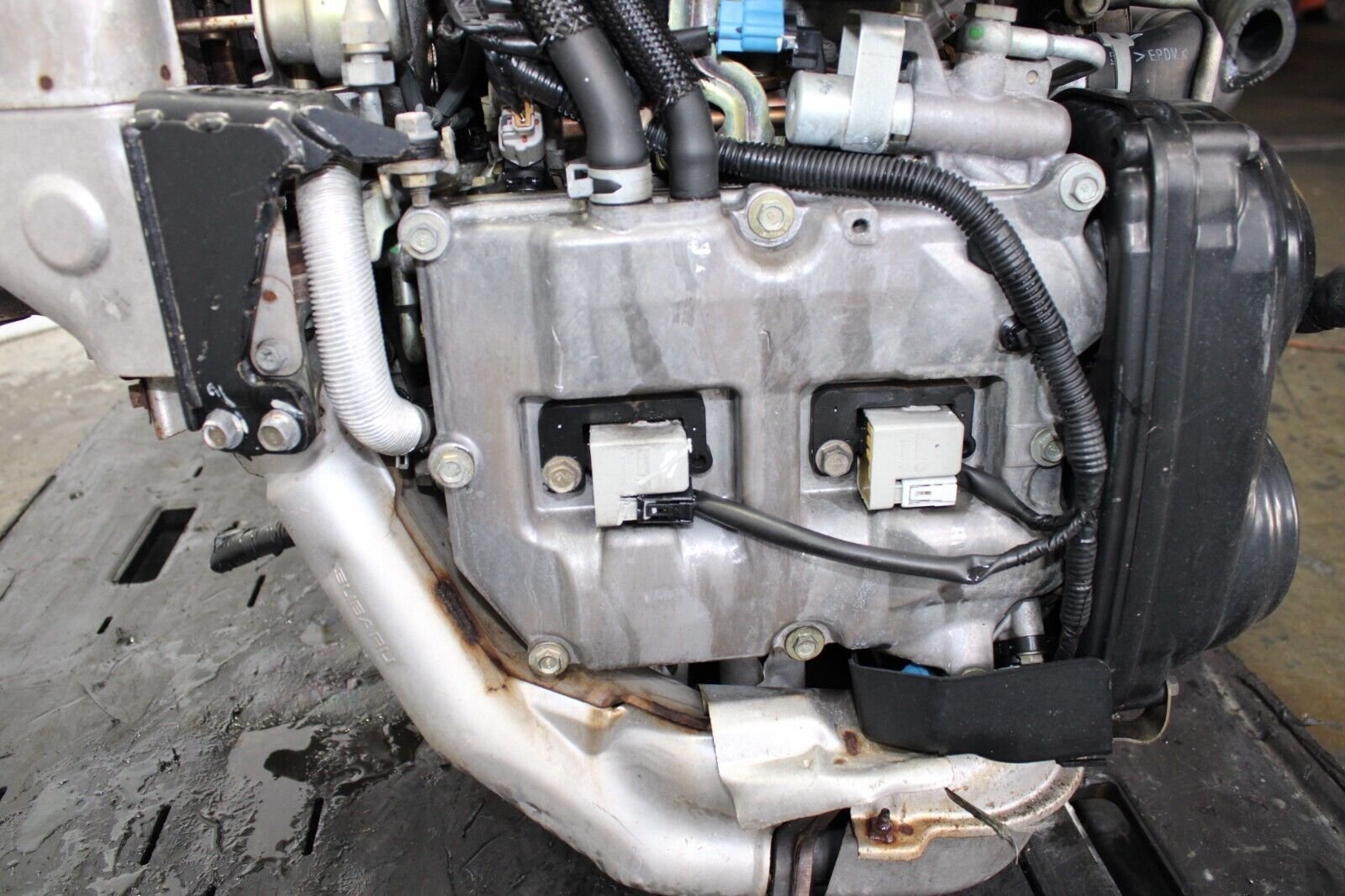 JDM 2004-2006 Subaru Legacy EJ20X 2.0L Engine - Image 6
