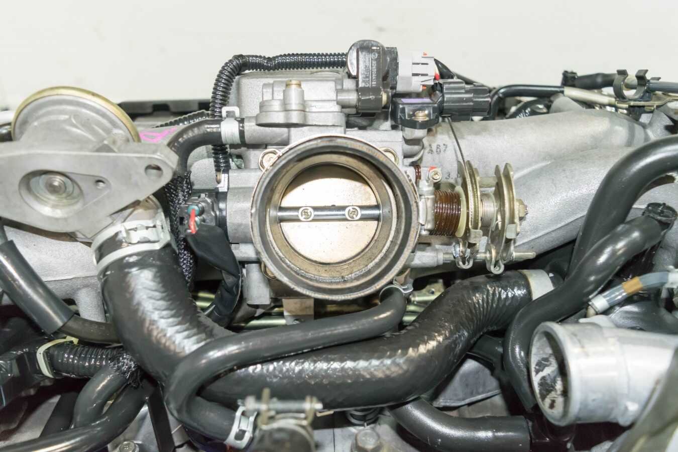 Clean JDM Impreza WRX EJ205 Engine Replacement Quad Cam AVCS with TD04 Turbo. - Image 8