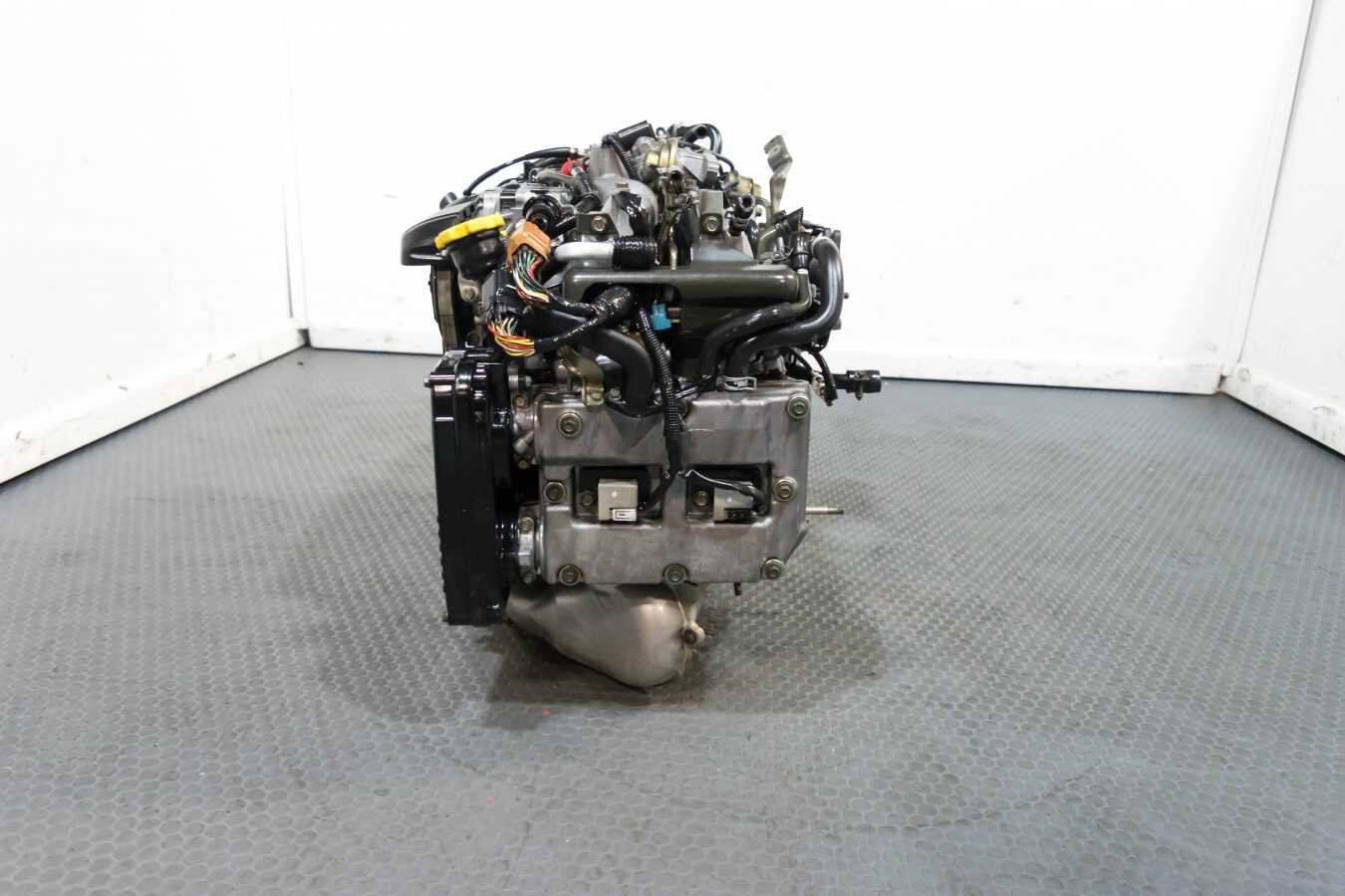 Clean JDM Impreza WRX EJ205 Engine Replacement Quad Cam AVCS with TD04 Turbo. - Image 5