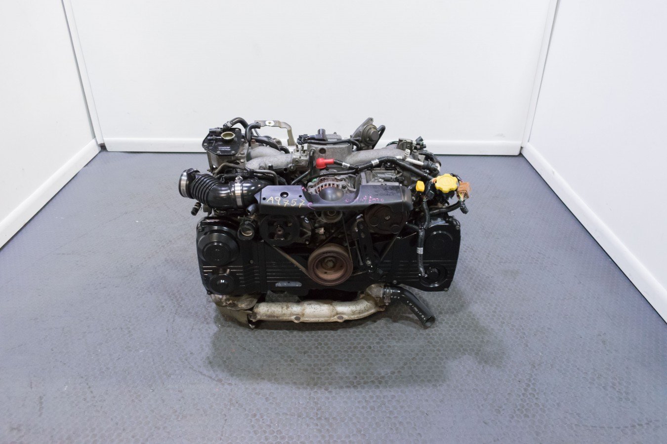 JDM 02-05 Subaru Impreza WRX EJ205 Engine with AVCS , TGV & TD04 Turbo for sale. - Image 2