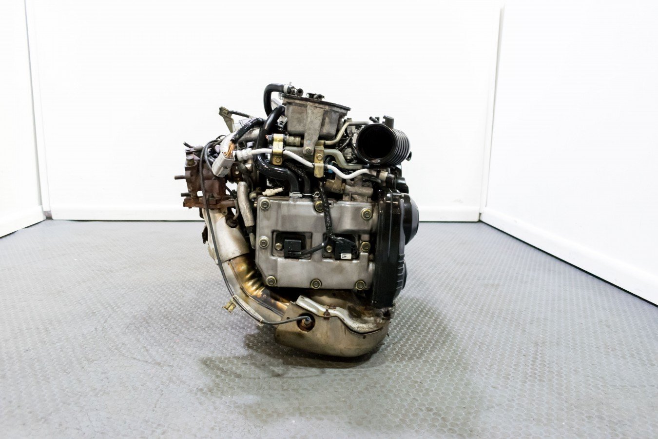 JDM 02-05 Subaru Impreza WRX EJ205 Engine with AVCS , TGV & TD04 Turbo for sale. - Image 5