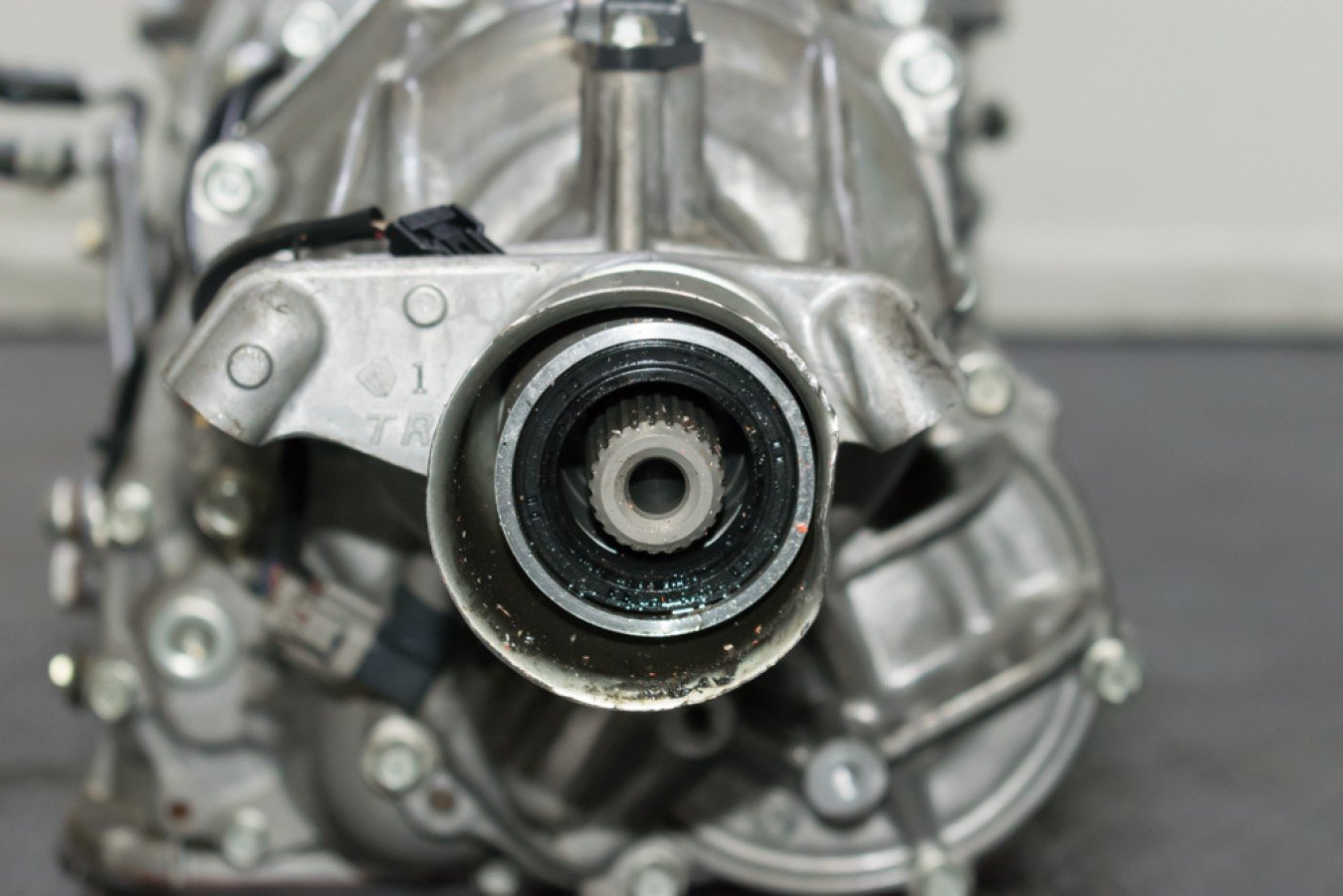 JDM 2010–2012 Subaru Legacy TR690JDJAA EJ253 2.5L Lineartronic CVT AWD Transmission – 3.70 Final Drive – Item 138 - Image 6