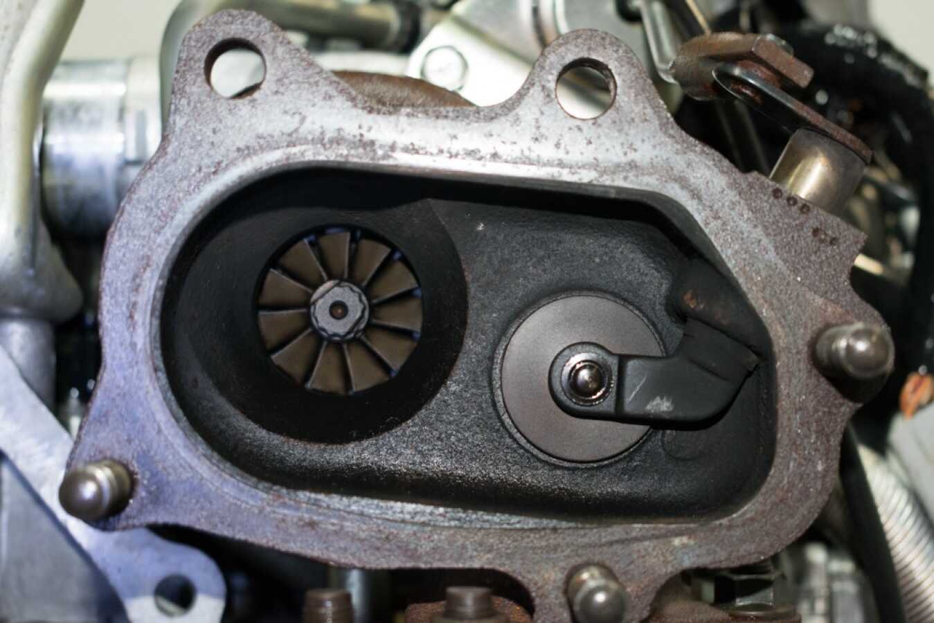 Low Mileage & Compression Tested JDM 02-05 Subaru WRX EJ205 AVCS with TGV Delete and TF035 Turbo for sale. - Image 6