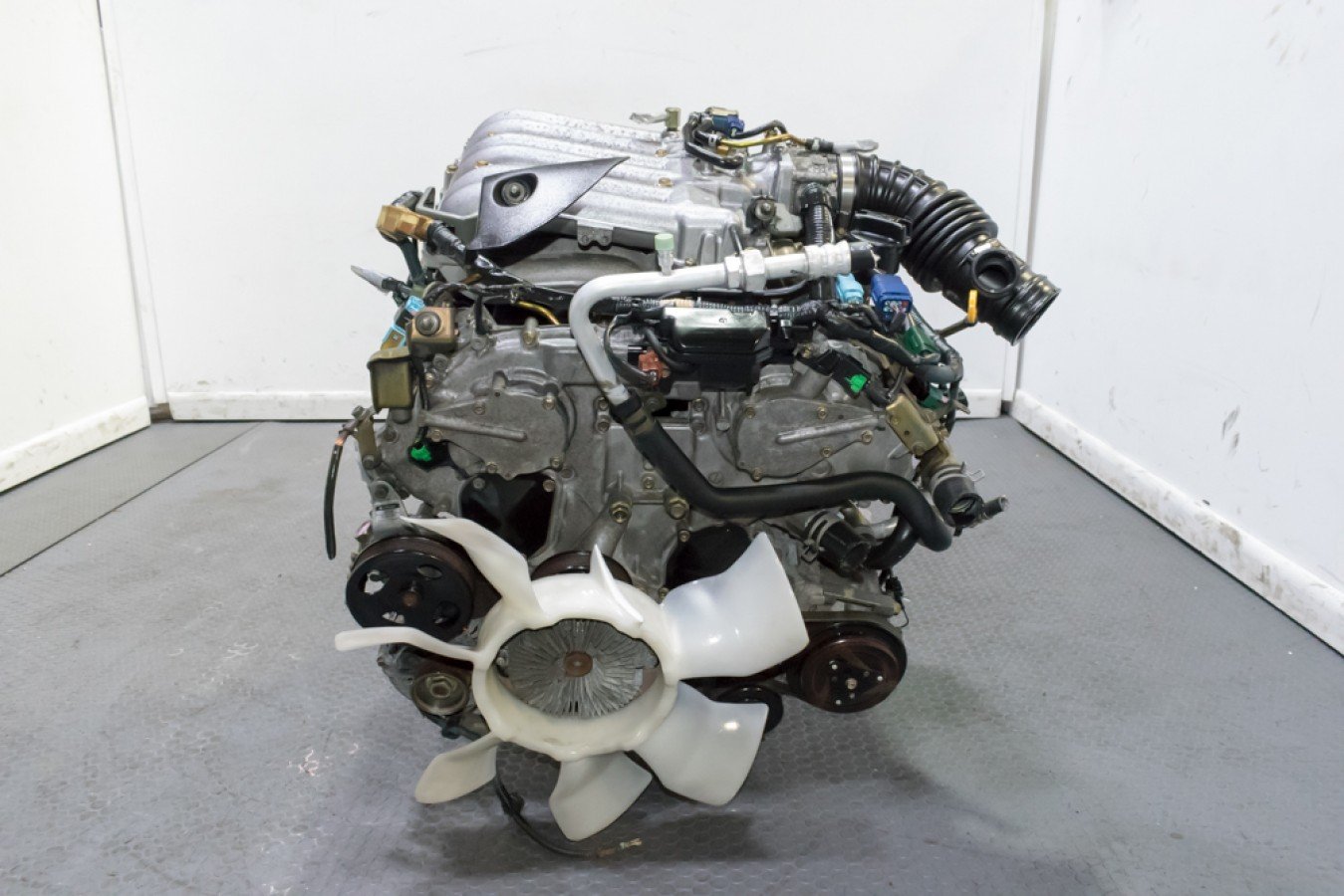 JDM 2001 2002 2003 2004 Nissan Pathinder, Infinity QX4 VQ35 3.5l Replacement Engine For Sale with 90 DAY warranty.