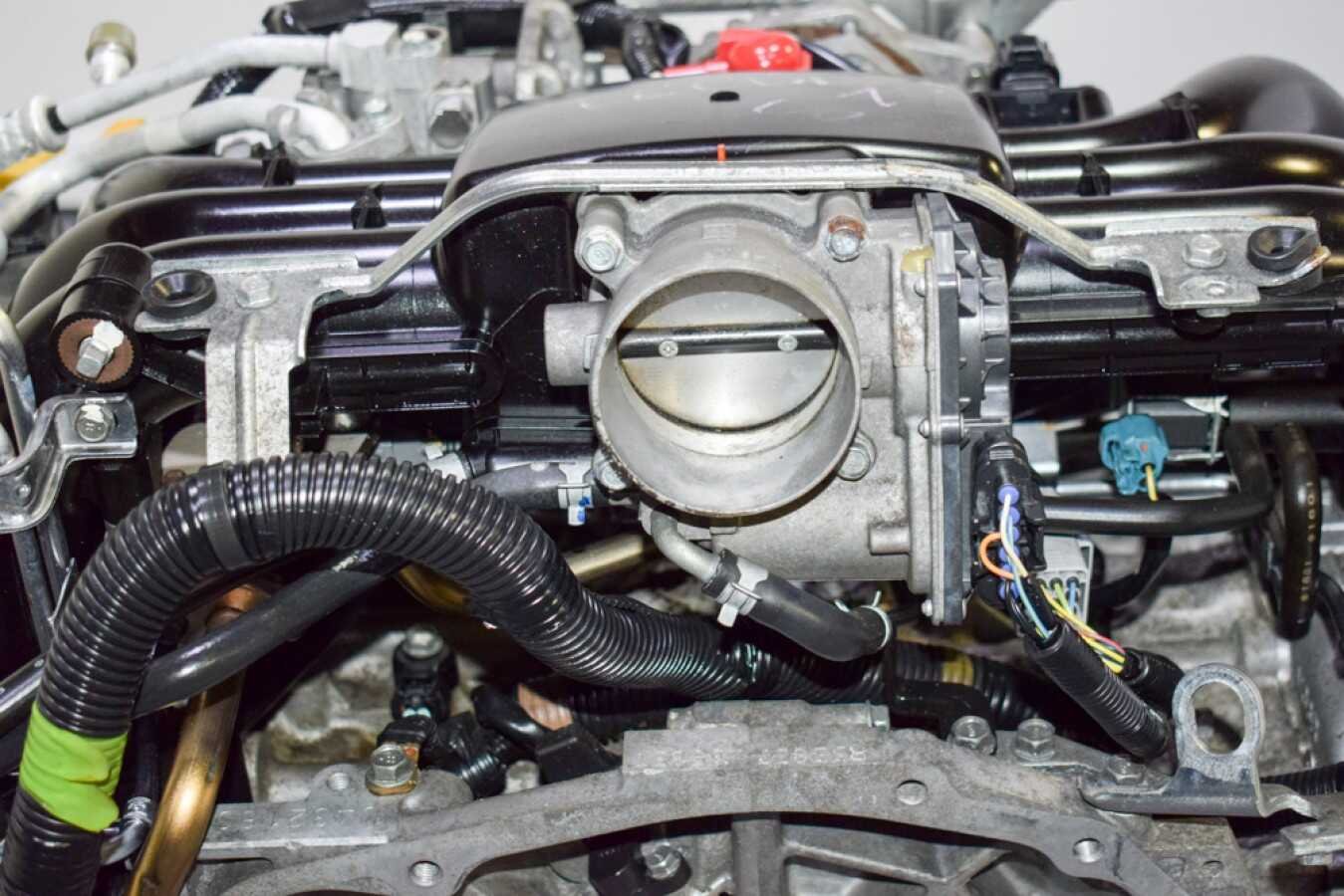 Used JDM Replacement Tribeca / Outback H6 3.6L EZ36R AVCS Non-Turbo Engine 2008-2014 - Image 8