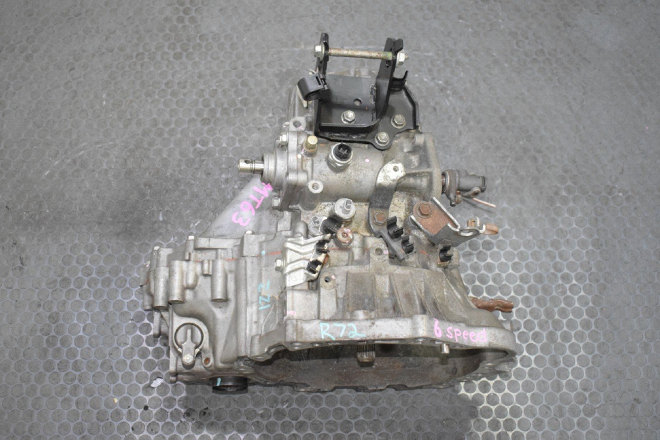 JDM 2000–2005 Toyota Celica GT-S C60 6-Speed Manual Transmission – 2ZZ-GE 1.8L - Image 3