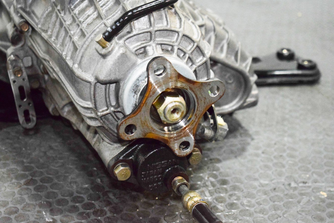 JDM 1989–1994 Nissan Skyline R32 GT-R FS5R30A 5-Speed AWD Manual Transmission – RB26DETT Push Type - Image 4