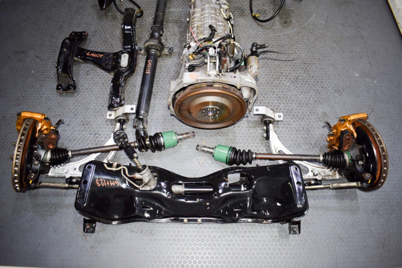 Used JDM Subaru Forester STI 6 Speed TY856WL4CC non DCCD Transmission Package with Brembo Calipers and R180 Differential For Sale. - Image 5