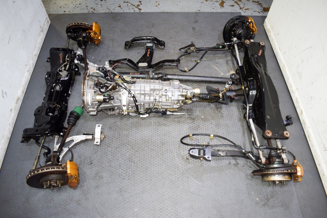 Used JDM Subaru Forester STI 6 Speed TY856WL4CC non DCCD Transmission Package with Brembo Calipers and R180 Differential For Sale. - Image 2