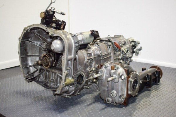 JDM TY758VBAAA Subaru Push Type with 4.11 Final Drive 5 Speed AWD Transmission for 2008-2014 WRX