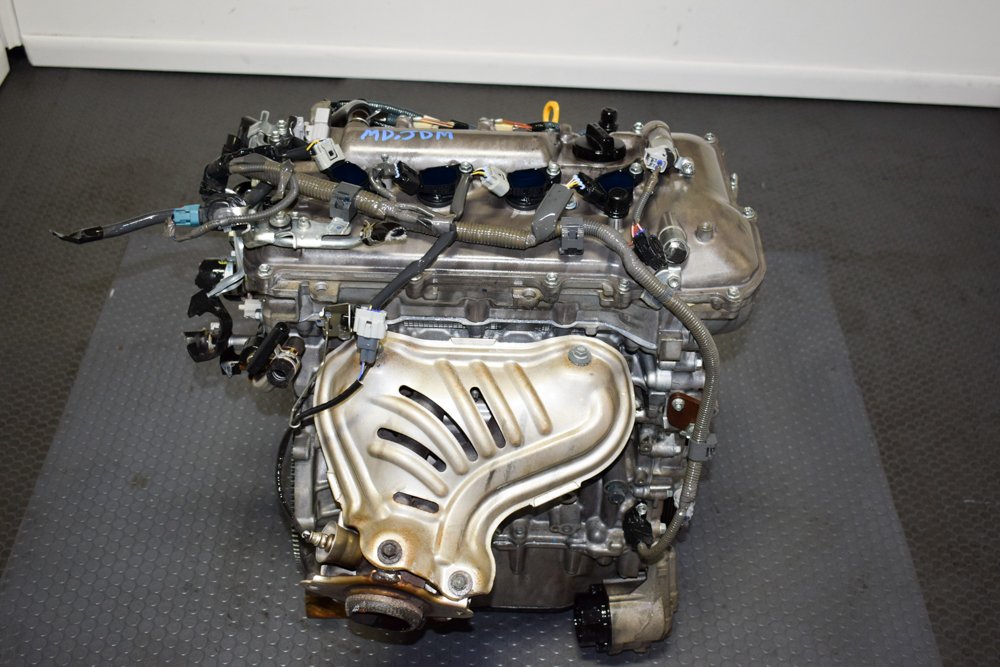 2014 2015 Toyota Prius Lexus CT200 2ZR-FE 1.8L 4 Cylinder Hybrid Engine with Low Miles For Sale. - Image 2