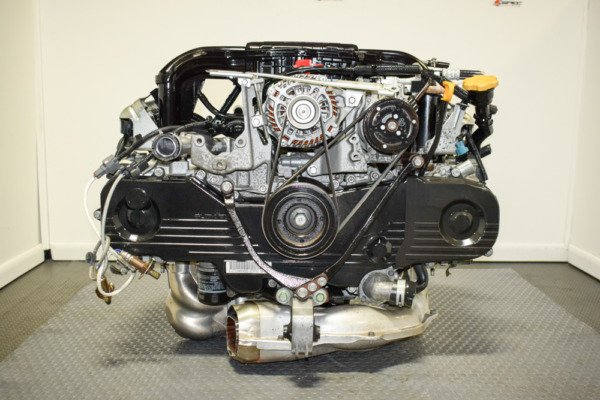 A Clean Used Subaru Forester Legacy Outback Replacement Long Block EJ253 AVLS Engine