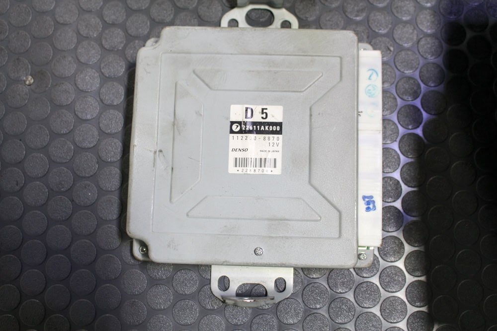 Compression Tested JDM EJ207 Version 7 STI Engine with TMIC, VF30 Turbo, ECU For Sale. - Image 13