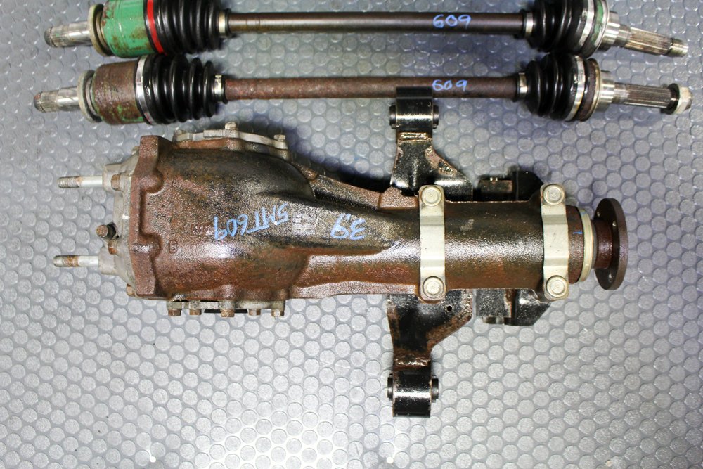 Used JDM Subaru Impreza Non Turbo, Legacy 5MT AWD Push Type 3.90 TY754VSBAA Transmission with VSS For Sale. - Image 11