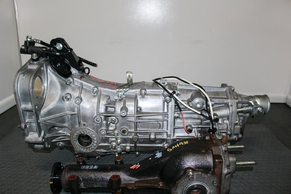 JDM 2008–2009 Subaru Legacy GT TY758V25AA 5-Speed Manual AWD Transmission + R160 4.44 Differential & Axles - Image 3
