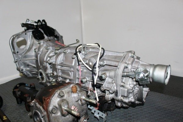 JDM 2008–2009 Subaru Legacy GT TY758V25AA 5-Speed Manual AWD Transmission + R160 4.44 Differential & Axles