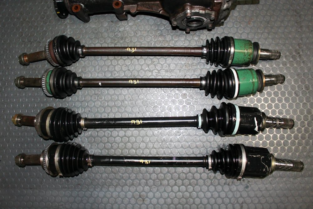 JDM 2008–2009 Subaru Legacy GT TY758V25AA 5-Speed Manual AWD Transmission + R160 4.44 Differential & Axles - Image 13