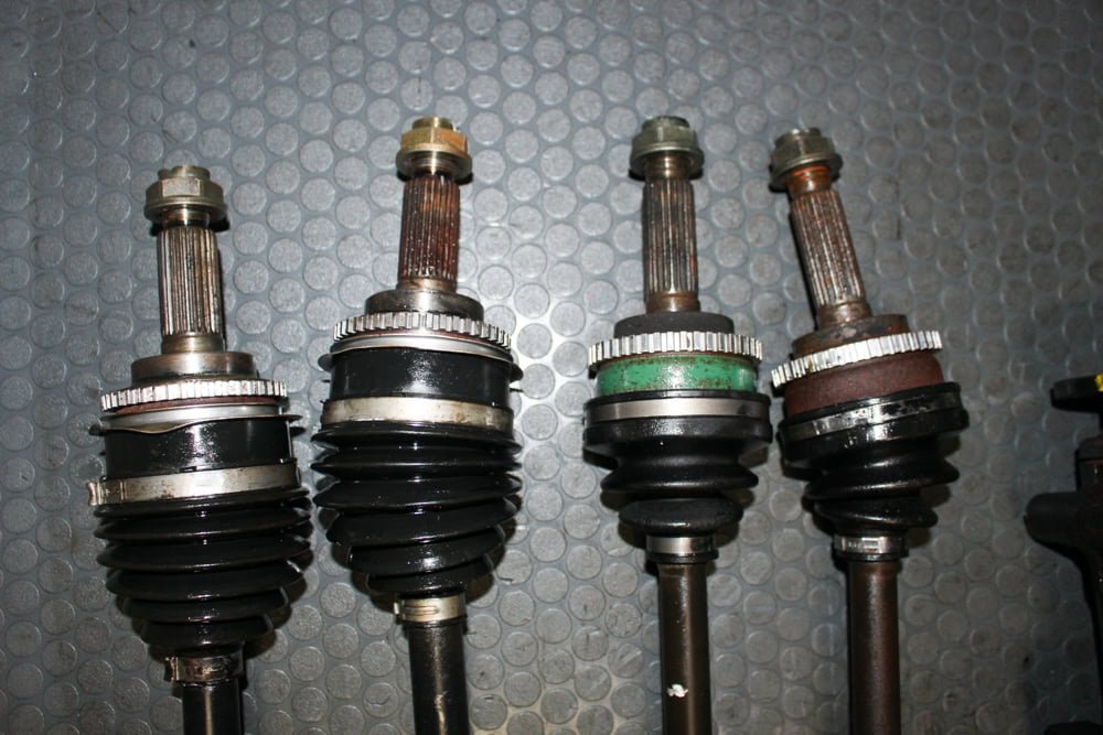 JDM 2008–2009 Subaru Legacy GT TY758V25AA 5-Speed Manual AWD Transmission + R160 4.44 Differential & Axles - Image 15