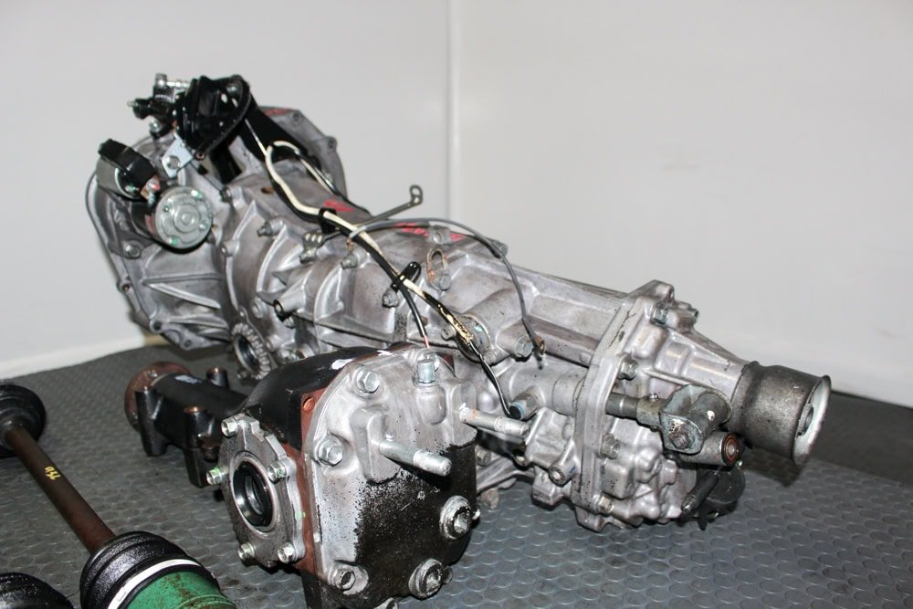 JDM 2008–2009 Subaru Legacy GT TY758V25AA 5-Speed Manual AWD Transmission + R160 4.44 Rear Differential & 4 Axles - Image 4