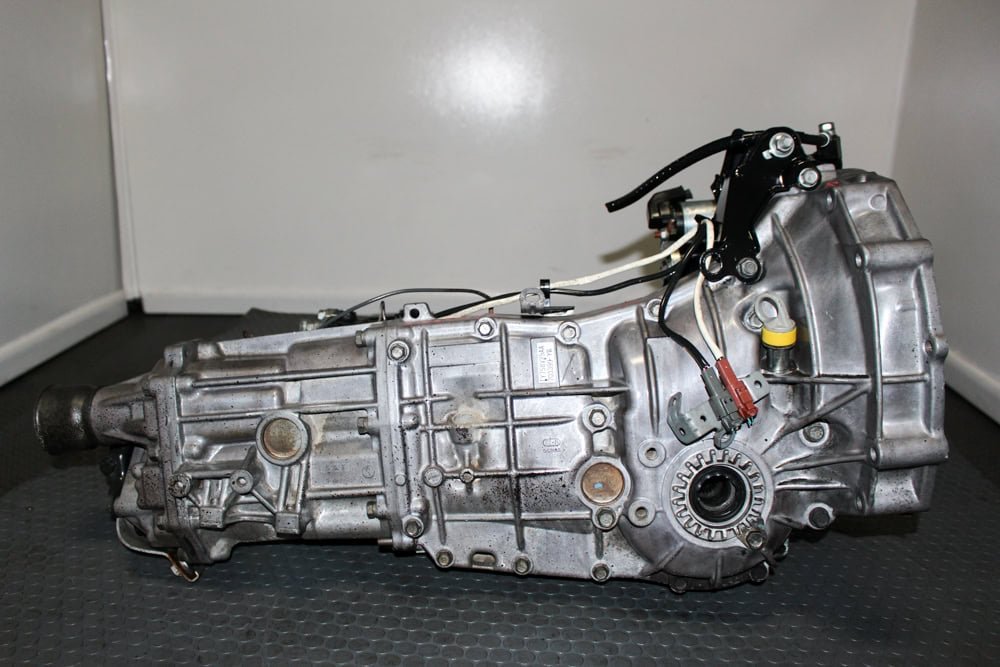 JDM 2008–2009 Subaru Legacy GT TY758V25AA 5-Speed Manual AWD Transmission + R160 4.44 Rear Differential & 4 Axles - Image 5