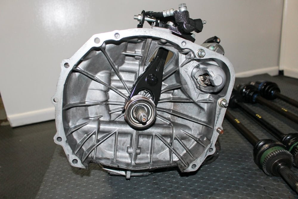 JDM 2008–2009 Subaru Legacy GT TY758V25AA 5-Speed Manual AWD Transmission + R160 4.44 Rear Differential & 4 Axles - Image 10