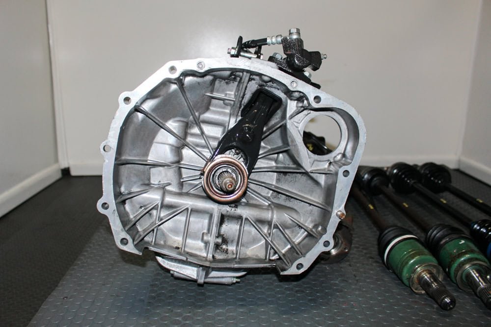 JDM 2008–2014 Subaru WRX TY758V25AA 5-Speed Manual AWD Transmission + R160 4.44 Differential & Axles - Image 6