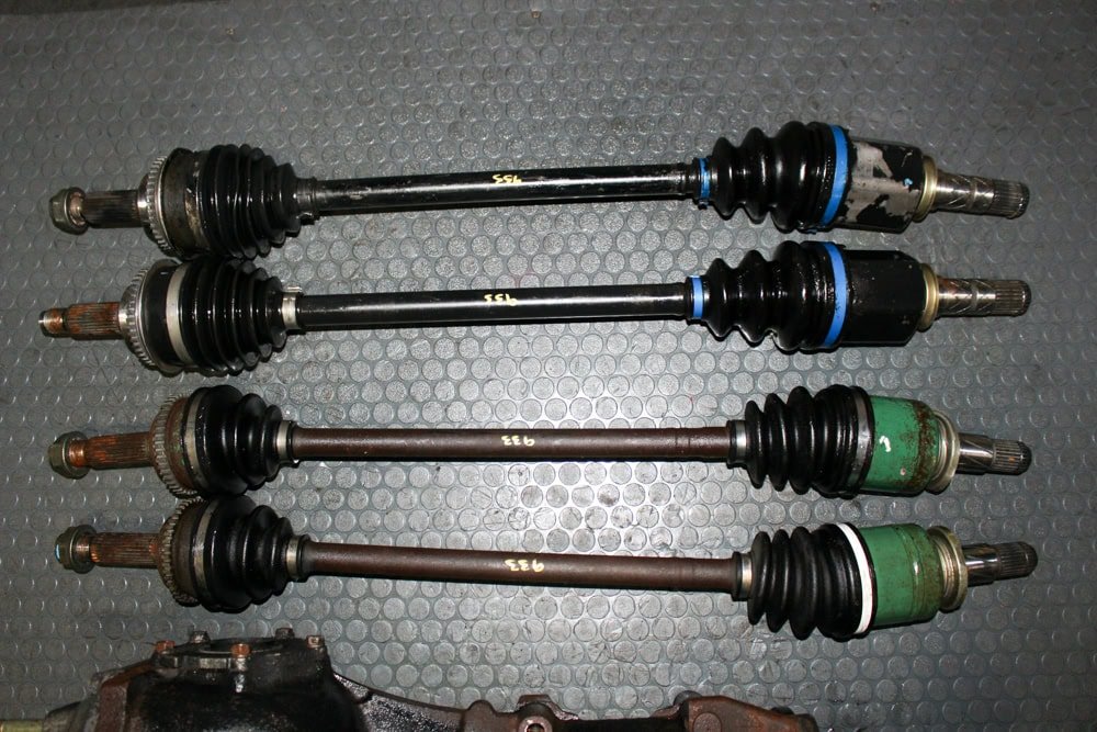 JDM 2008–2014 Subaru WRX TY758V25AA 5-Speed Manual AWD Transmission + R160 4.44 Differential & Axles - Image 12